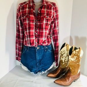 Maurices Premium Sz M Western Snap Front Shirt Red Black Plaid